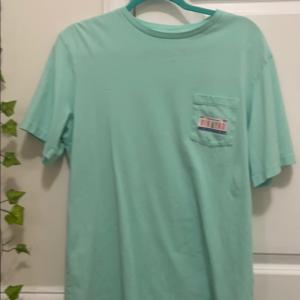 Vineyard vines summer T-shirt